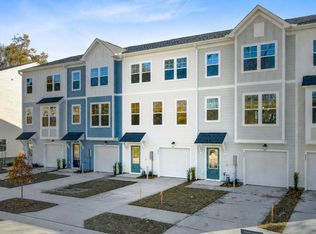 471 Caledon Ct, Johns Island, SC 29455