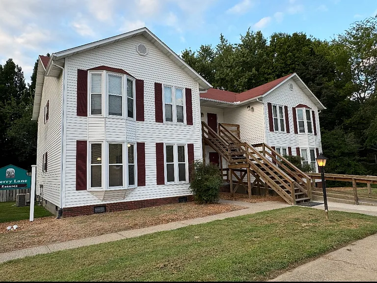 1904 Sherri Ln #A — Photo 11