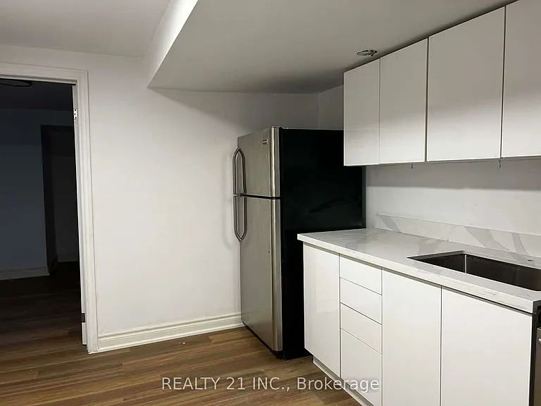164 Williamson Dr E #BASEMENT — Photo 4