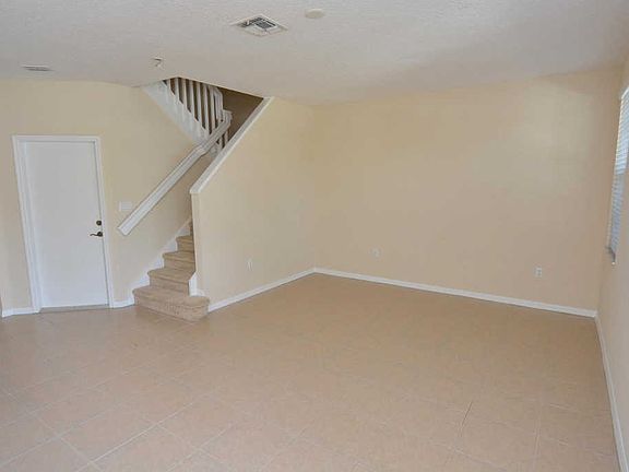 2nd image of 1957 SE Interlachen Dr