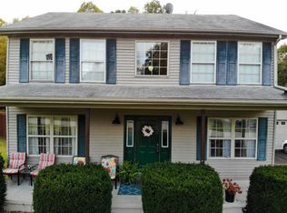 125 Tucky Ln, Irvine, KY 40336