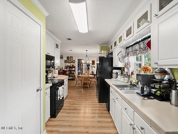5th image of 24045 NW 50TH Avenue