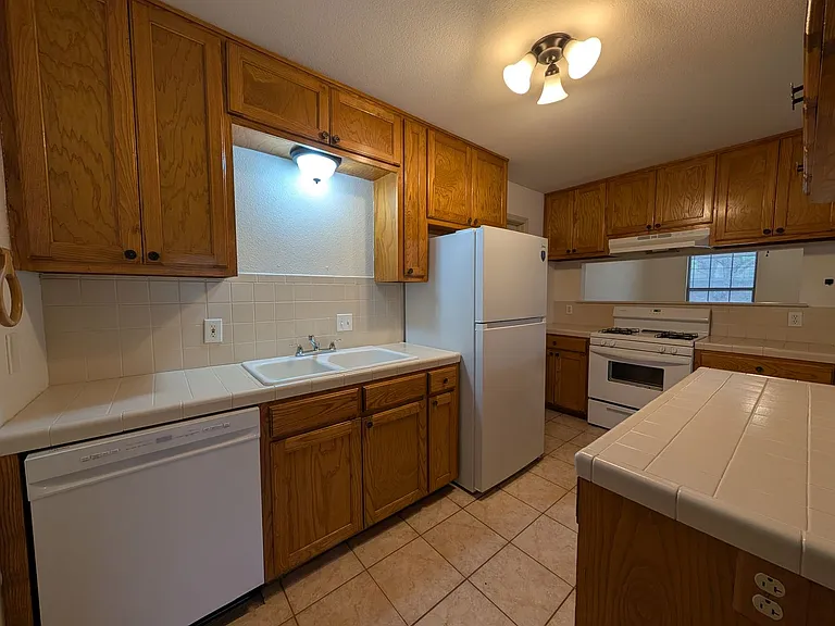 1134 Misty Acres Dr — Photo 12