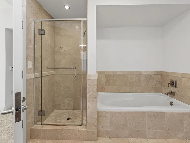 700 W E St #801 — Photo 22