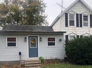 210 S Mason Ave, Amboy, IL 61310