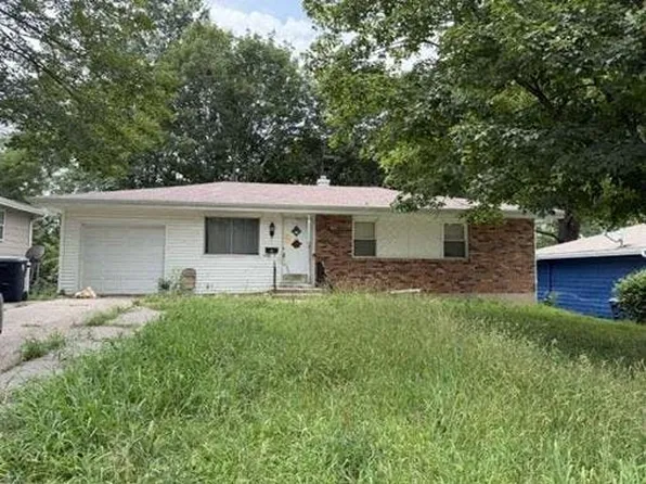 5222 N Manchester Ave, Kansas City, MO 64119
