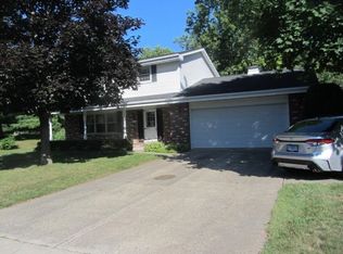 158 W Highland Dr, Oconto Falls, WI 54154
