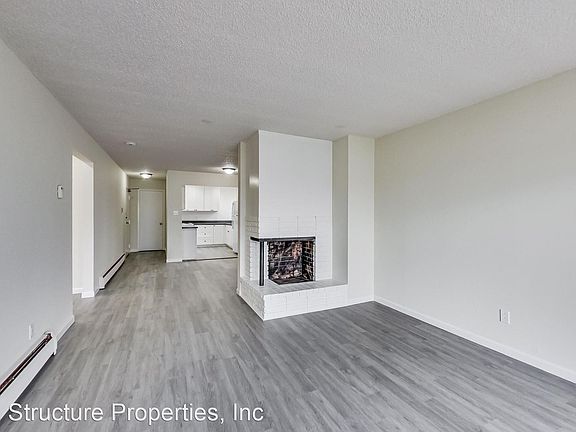 3rd image of 355 24th Ave APT 302