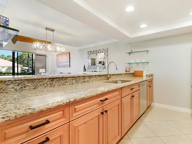 204 Old Meadow Way — Photo 12