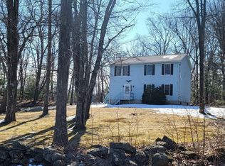 381 Rondeau St, Palmer, MA 01069