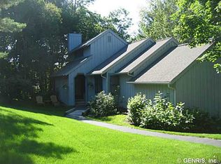 10 Andrews Way, Canandaigua, NY 14424