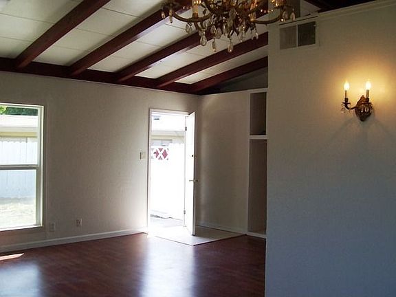 5th image of 2302 McGinley Ave