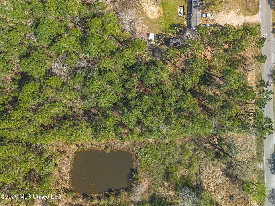 2nd image of 0 Pinehurst Pl W