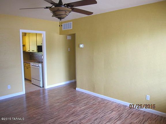 2nd image of 1529 N Dodge Blvd
