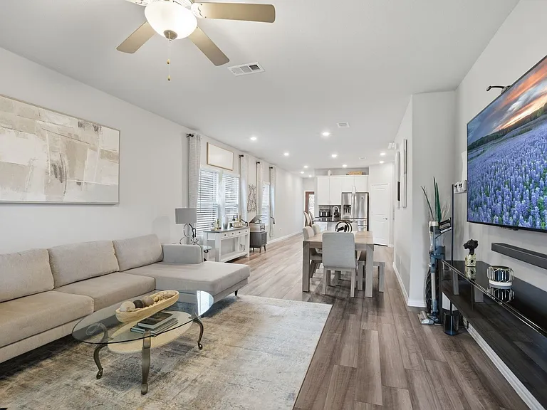 5005 Emerald Hill Dr — Photo 9