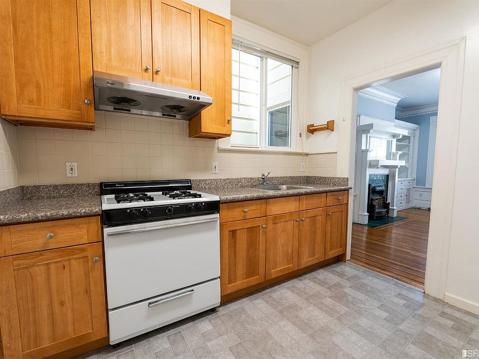 2nd image of 1846 Larkin St