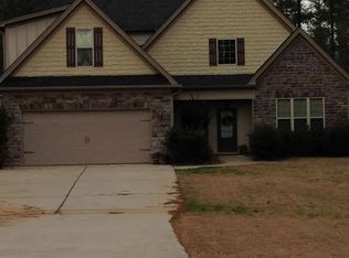 242 Cainbridge Park Dr, Newnan, GA