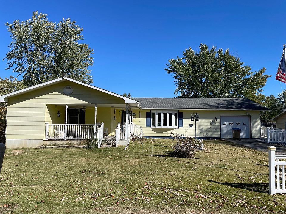 906 Cedar St, Milan, MO 63556 Zillow