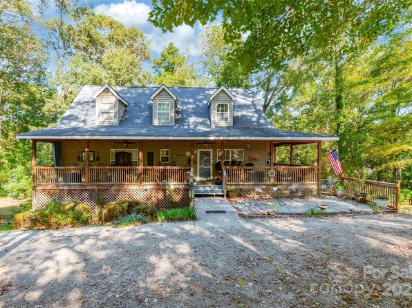 880 Columbia Rd, Chester, SC 29706