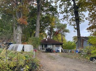 3770 Cedar Point Rd, Howell, MI 48843