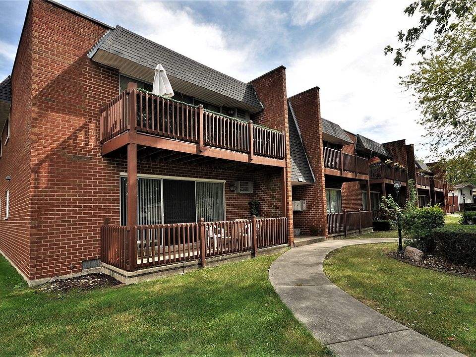 1st image of 527 N Pleasant Dr APT 1E