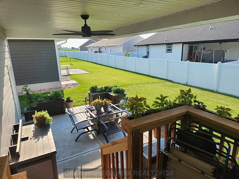 4352 Thomas St — Photo 15