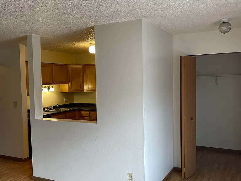650 S Johnson St #2S — Photo 16