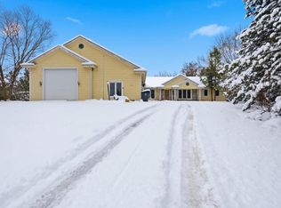 1714 Boulder COURT, Waukesha, WI 53189