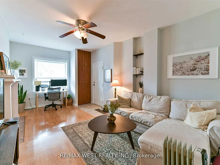 734 Indian Rd #MAIN FL — Photo 5