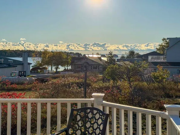 26330 Back Hwy, Beaver Island, MI 49782