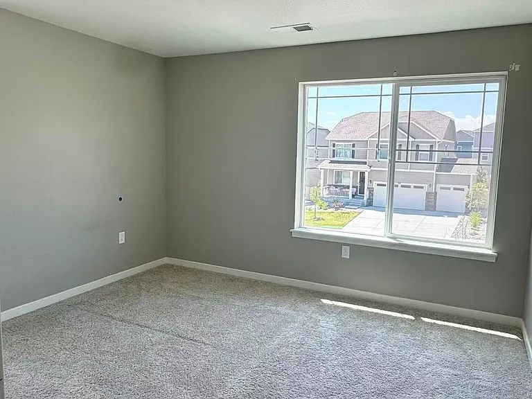 17941 Sky Pilot Ave — Photo 10