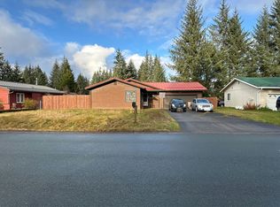 9323 Stephen Richards Memorial Dr, Juneau, AK 99801