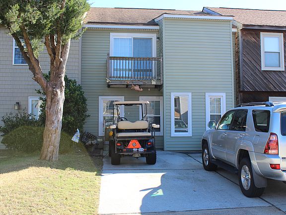 3rd image of 2114 Whispering Sands Ln