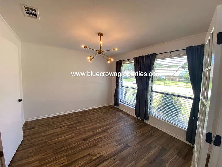 3736 Solarium Pl — Photo 13