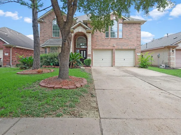 5719 Indigo Trails Dr, Richmond, TX 77469