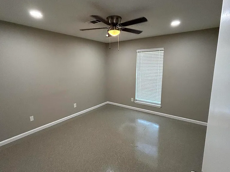 1010 Telly Rd #B — Photo 9