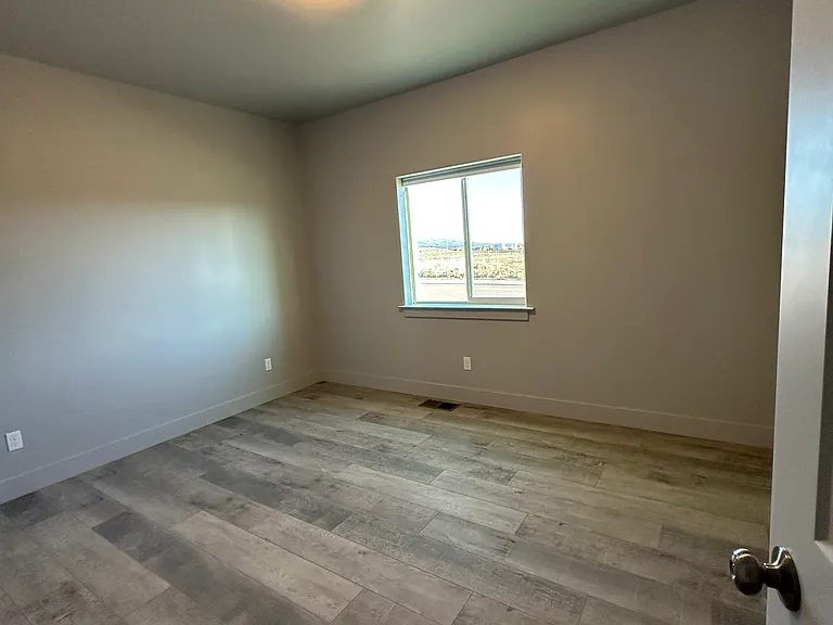 482 Cherry St — Photo 12