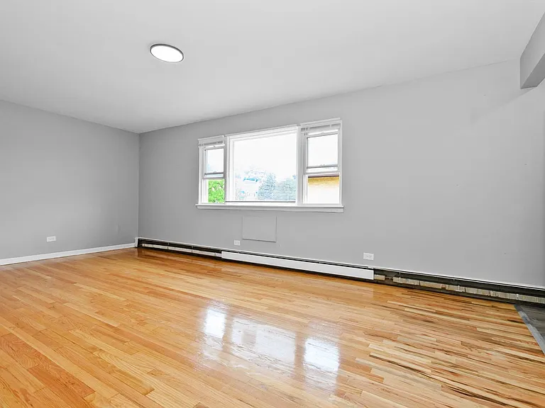 7818-7820 S Shore Dr — Photo 25