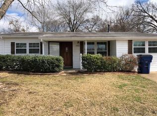 1906 S Maurice Ave, Denison, TX 75020