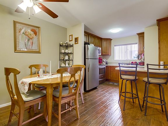 5th image of 511 Sandalwood Pl Unit 1
