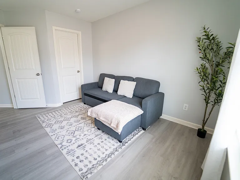 2911 Hillside Pl — Photo 27