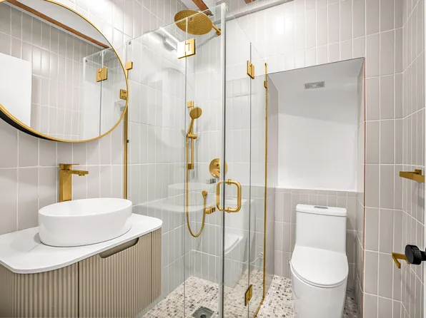 2 West 16th Street image 8 of 10