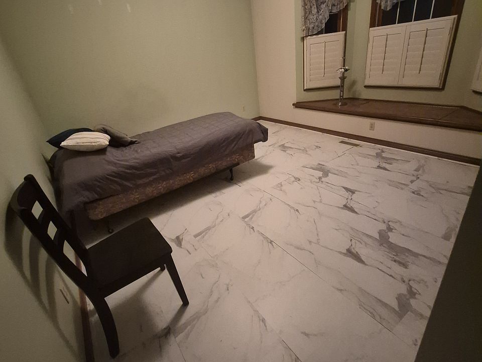 2nd image of 614 Pioneer Dr #0