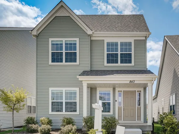 843 Station Blvd, Elburn, IL 60119