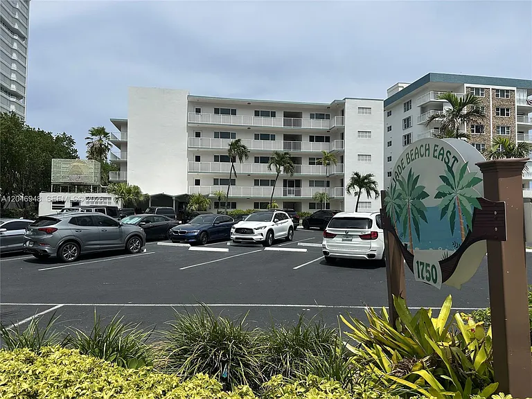 1750 S Ocean Blvd #304E — Photo 27