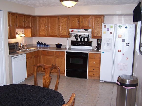 2nd image of 3932 Plum Run Ct