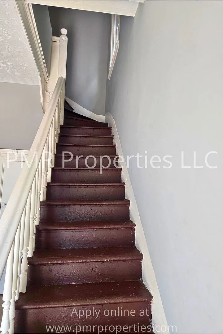 2409 N 18th Street — Photo 2