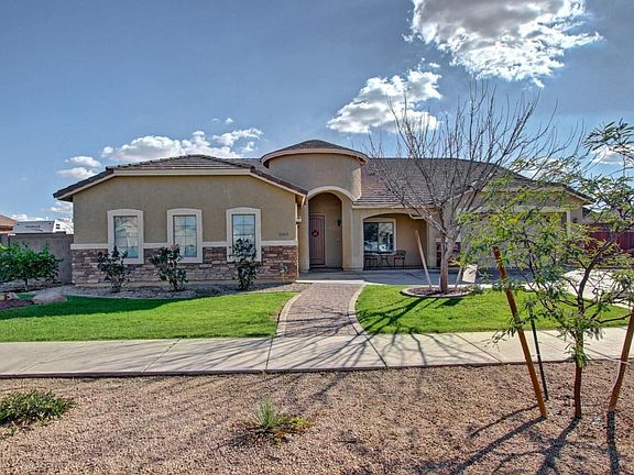 2nd image of 21923 E Escalante Rd