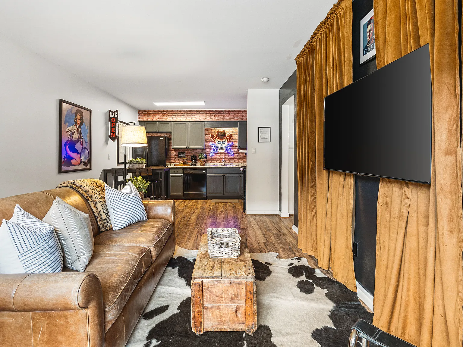 1 bed, 575 sqft, $2,200 — Photo 1