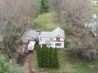 5760 Drake Dr, Maple Plain, MN 55359